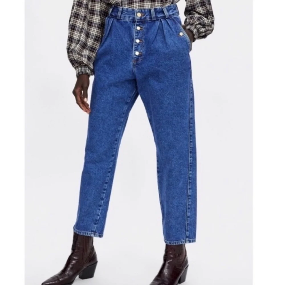 ZARA High Waist Mom Jeans Pleated 80s Style Tapered Leg Cropped Ankle Denim